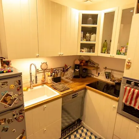 Appartement Nice Apartment In Paris *